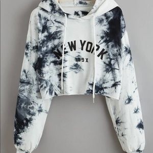 Women’s crop top hoodie size small to extra large